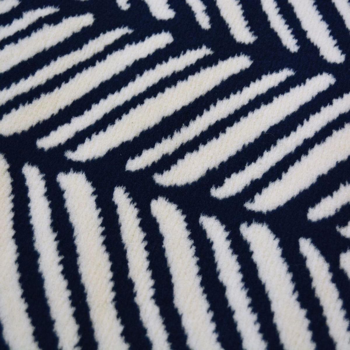 Navy Blue Herringbone Living Room Rug - Islay - Blue / 180cm – image 3