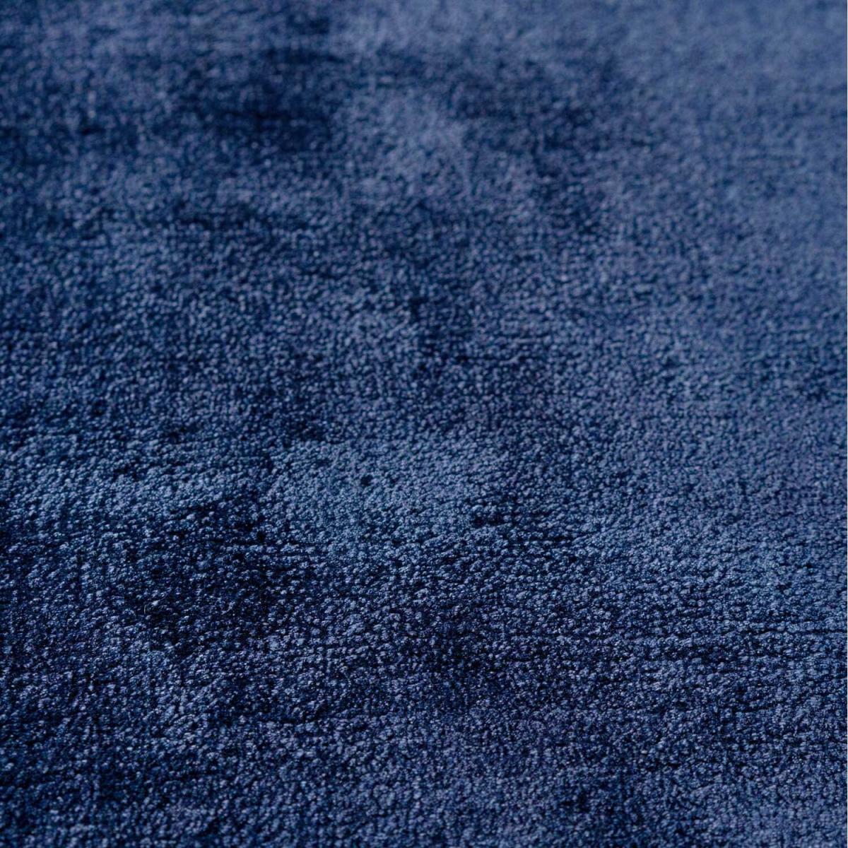 Deep Navy Blue Luxurious Viscose Area Rug - Midnight Navy / 230 x 160cm – image 3