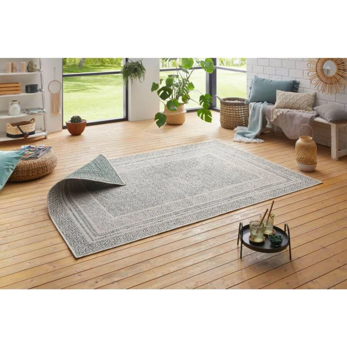 Reversible Flatweave Indoor & Outdoor Rug Green - Black – image 2