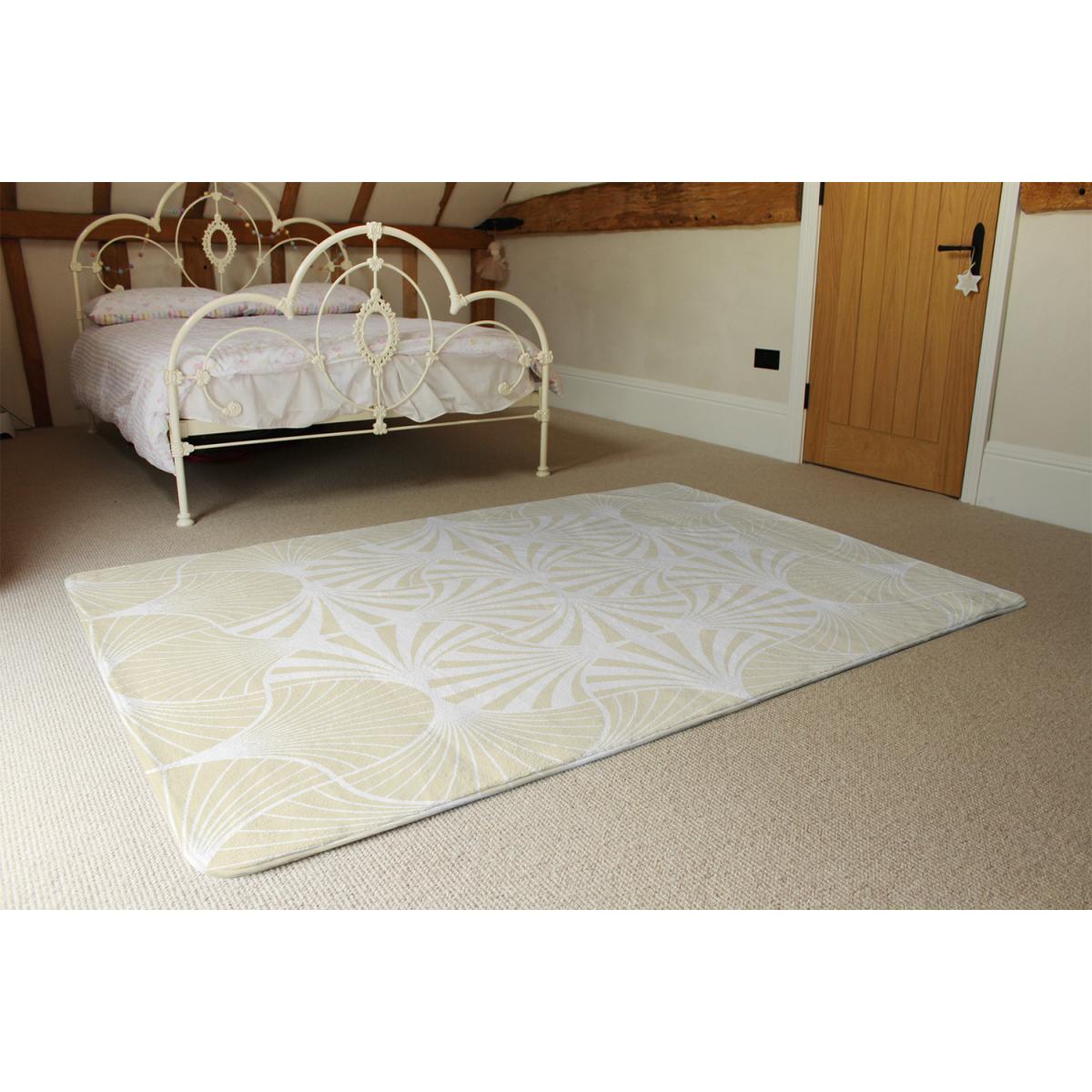 Golden Star Ornament Designer Rug - Yellow / 200cm – image 3