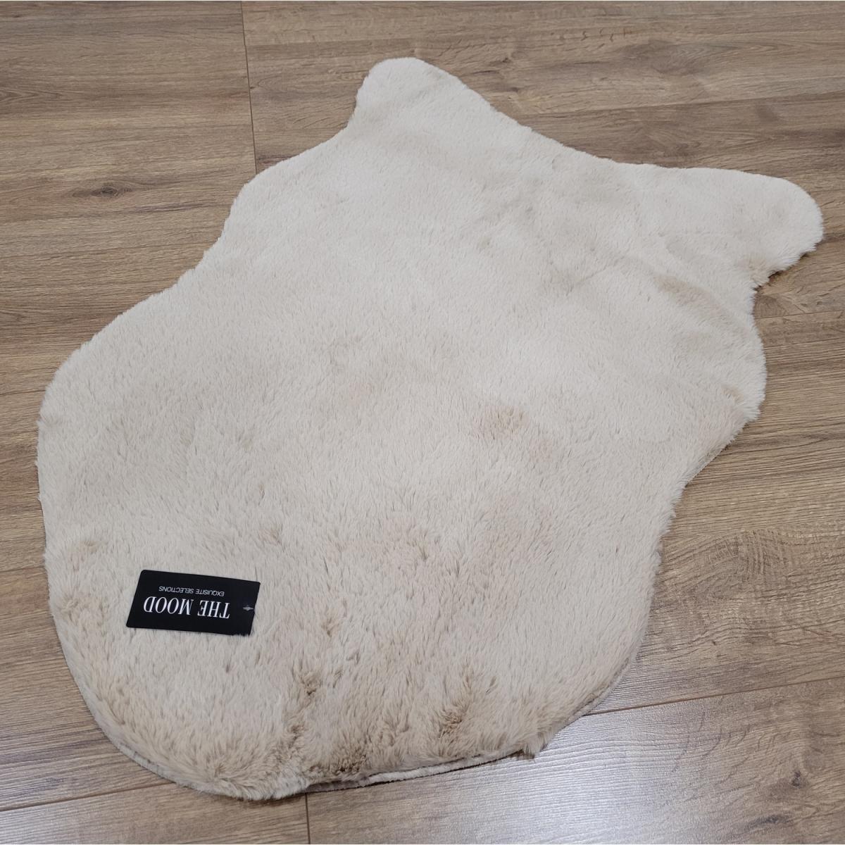 Faux Rabbit Fur Rug - Blush – image 2