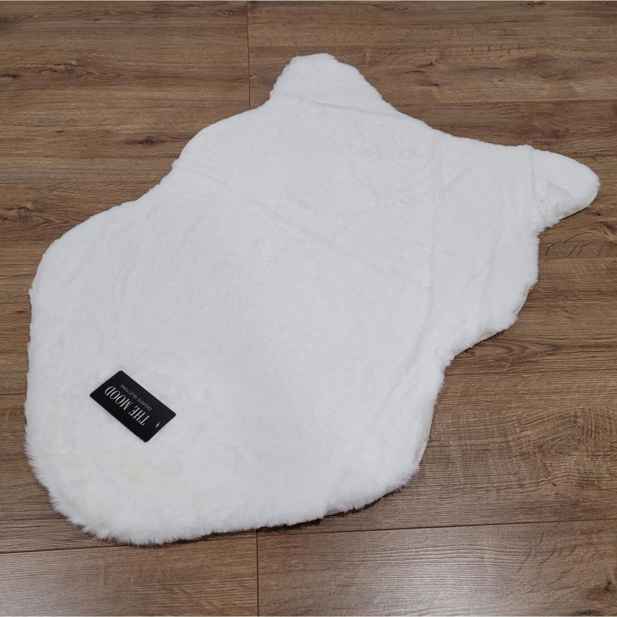 Faux Rabbit Fur Rug - Blush – image 3