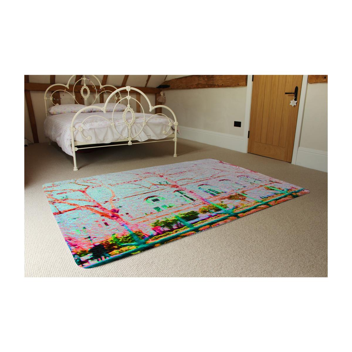 Red Tree In London Rug - Green / 230cm – image 1