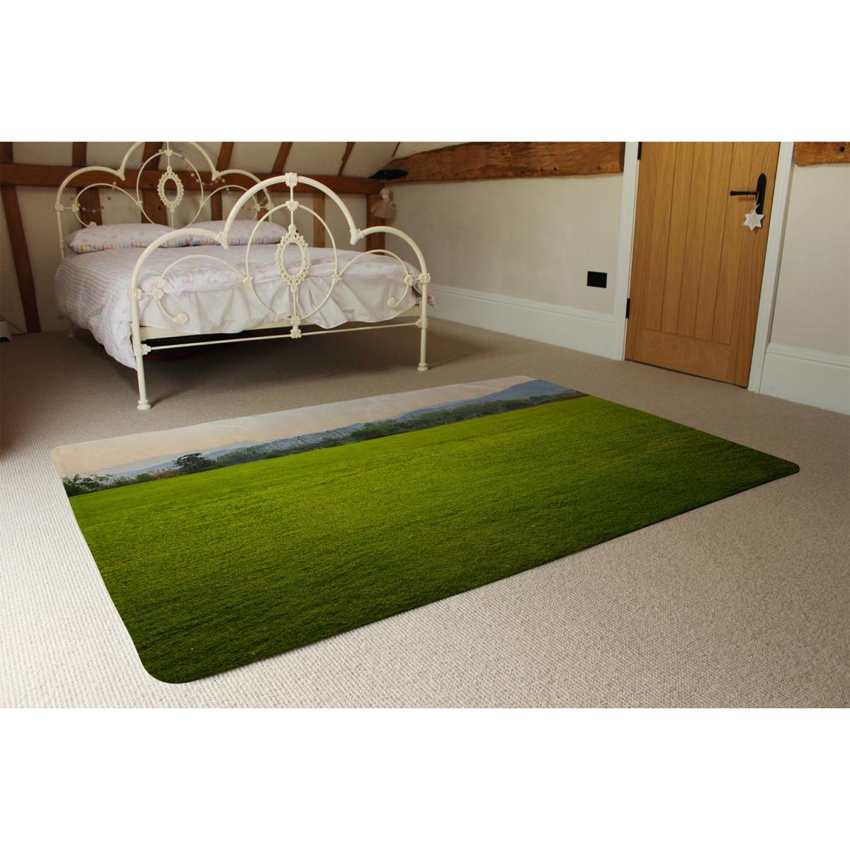 Image Of Lush Grass Field Designer Rug - Green / 200cm – image 3