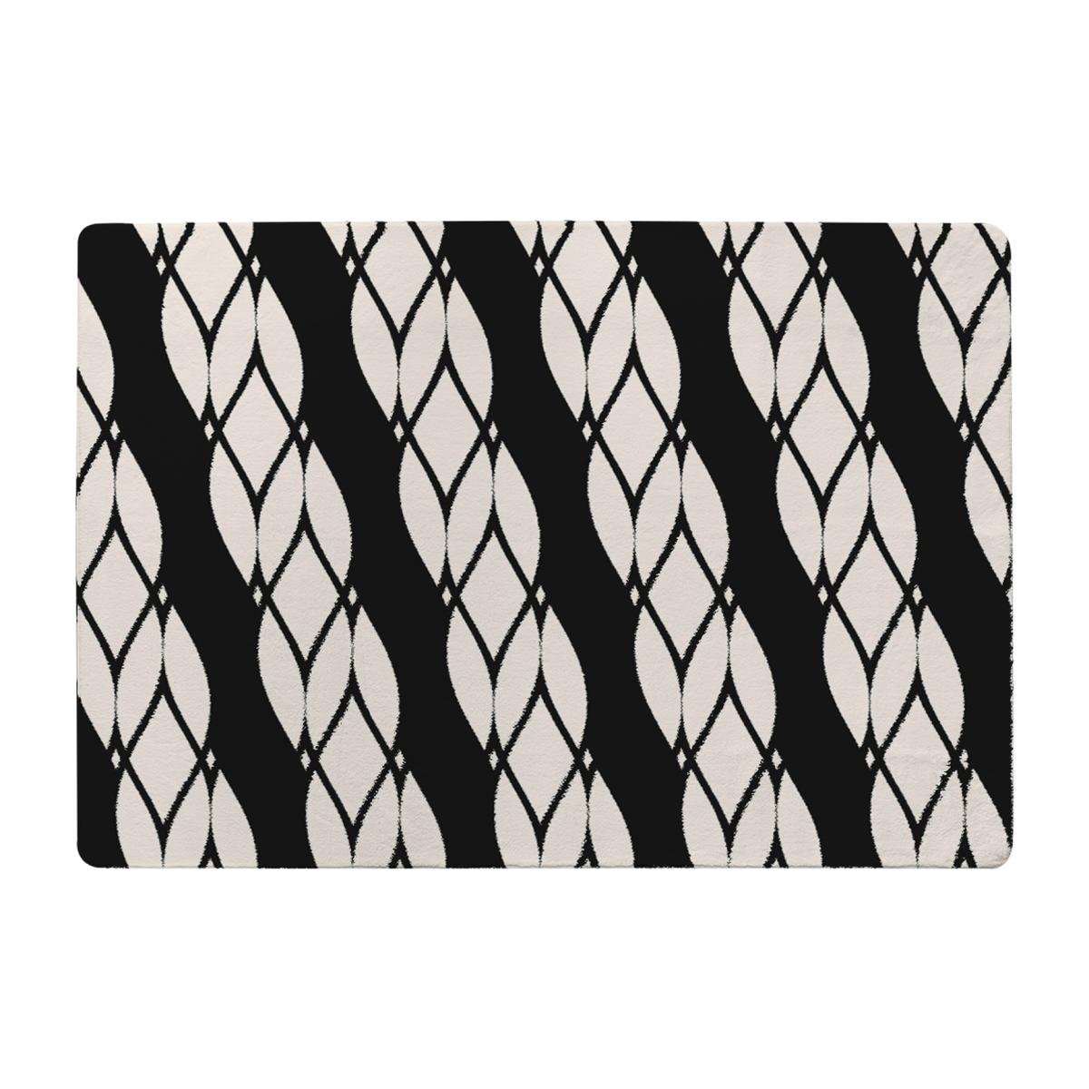 Geometric Rope Pattern Rug - Black / 230cm
