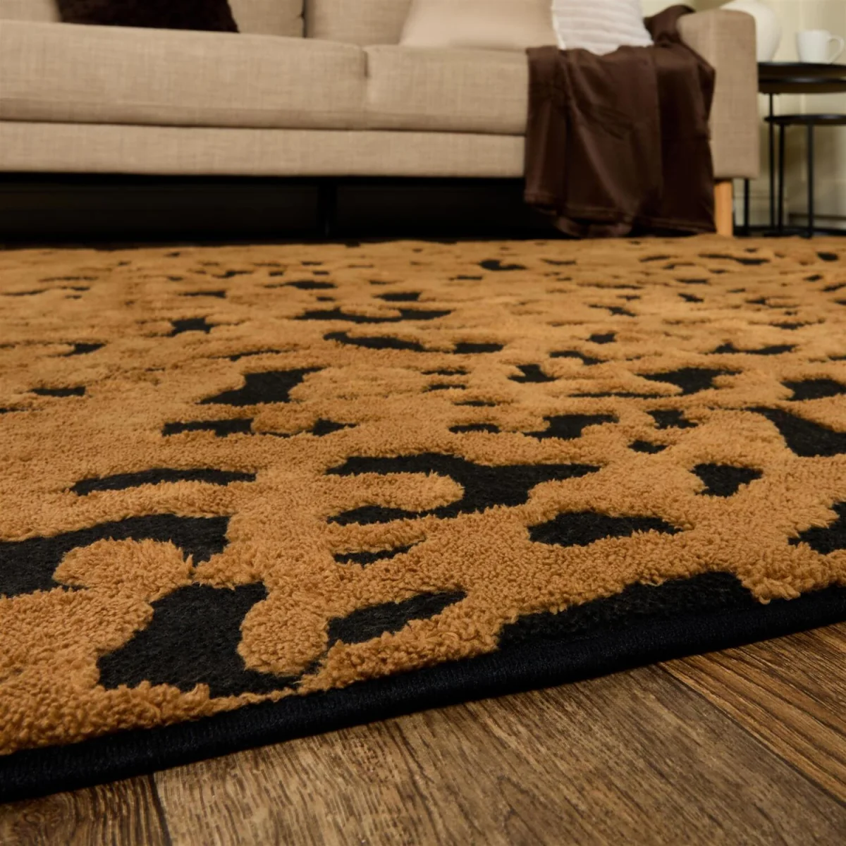 OHS Contrast Tufted Leopard Rug - Black/Brown / 160cm – image 3