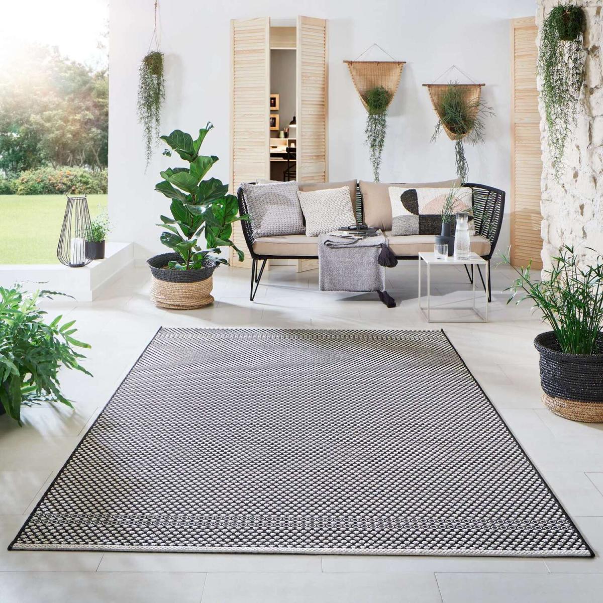 Nyland Dots Indoor Outdoor Rug Colour Black - Black / 190cm / 3.96kg – image 1