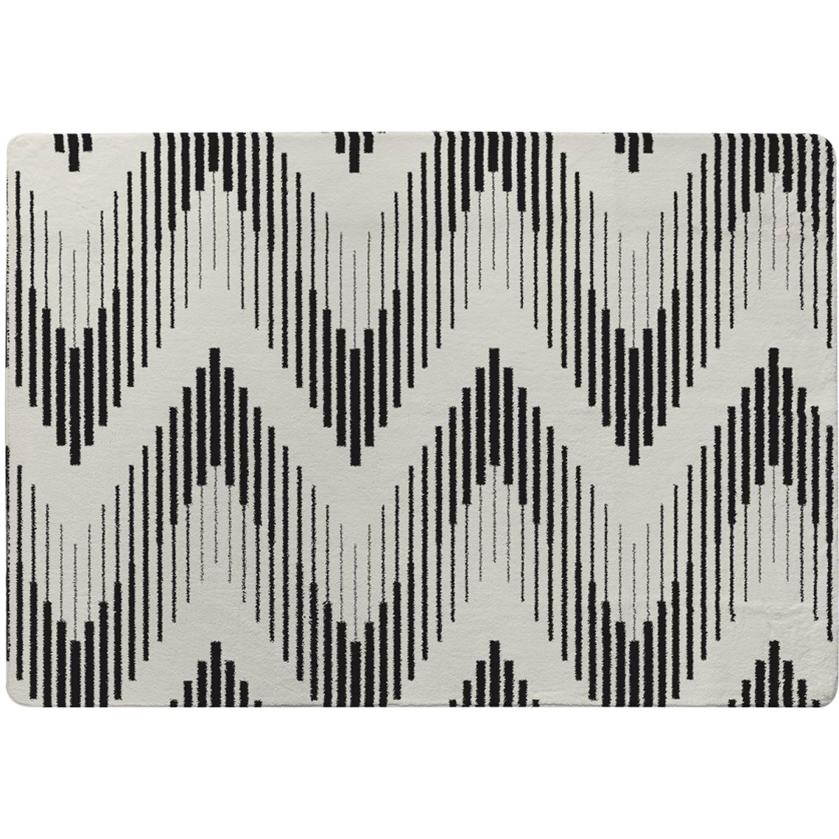 Geometric Zig Zag Rug - Black / 230cm – image 2