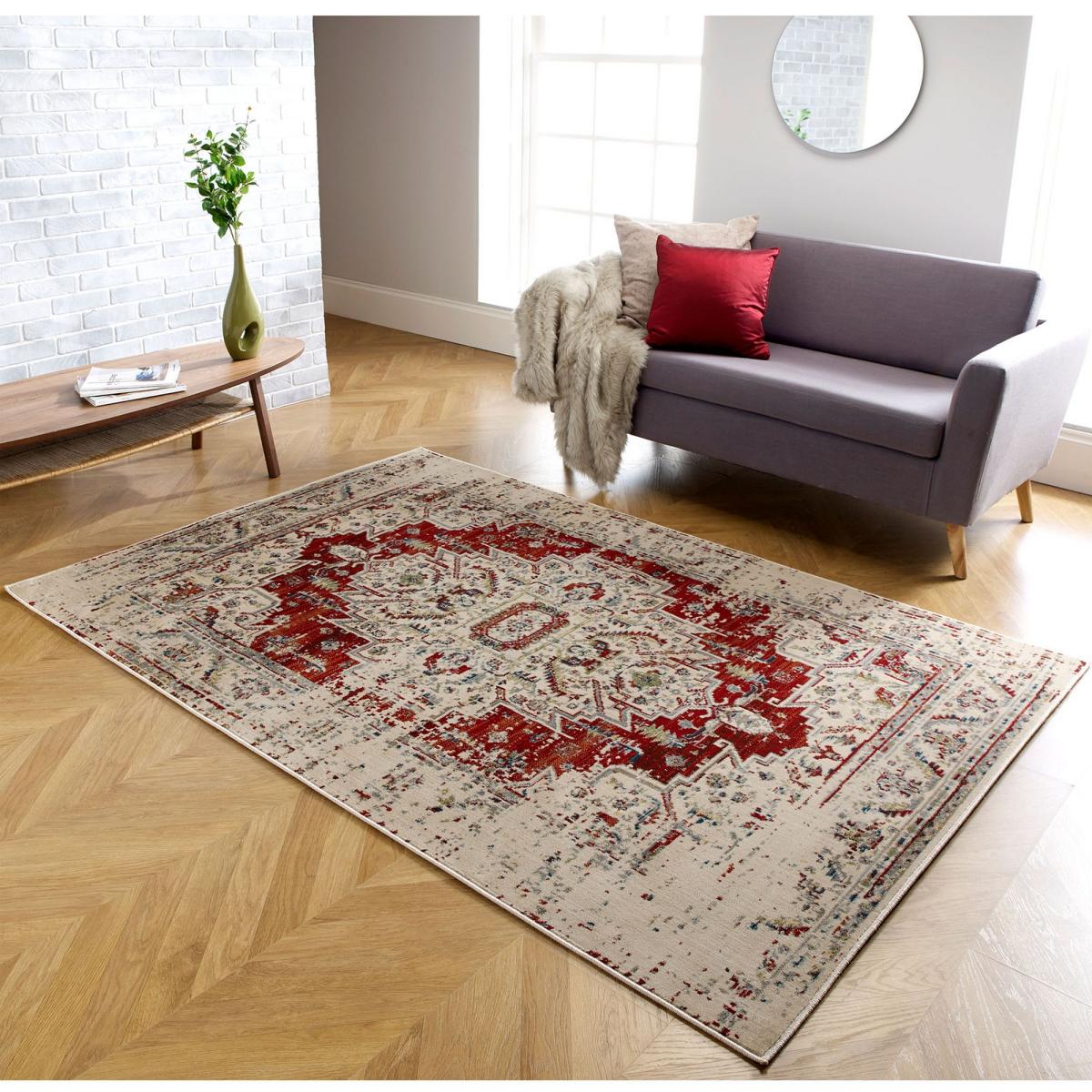 OW Traditional Valeria Red Rug in 204 W 120x170cm – image 1