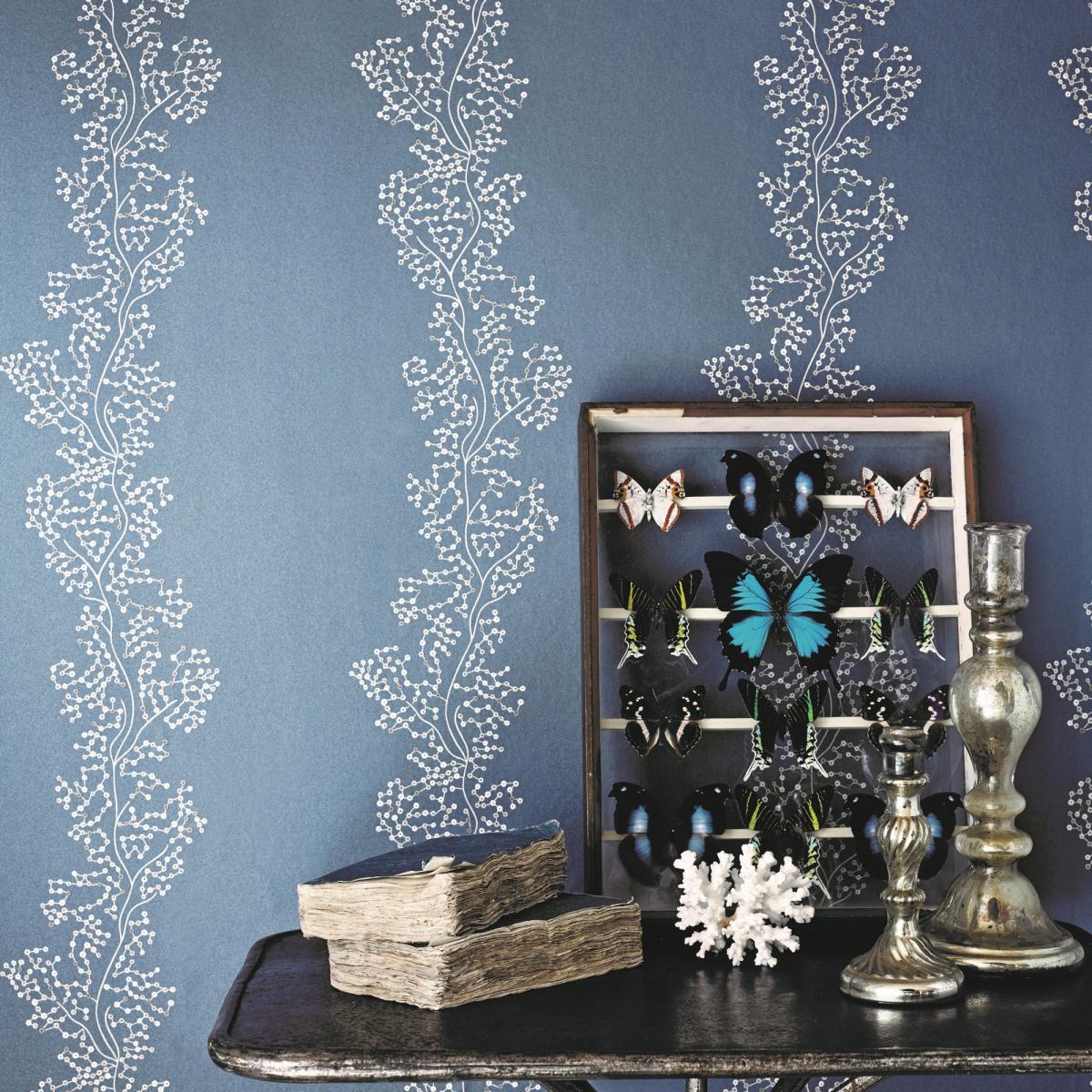 Sparkle Coral Wallpaper 213039 by Sanderson in Silver Indigo BlueRoll – image 3