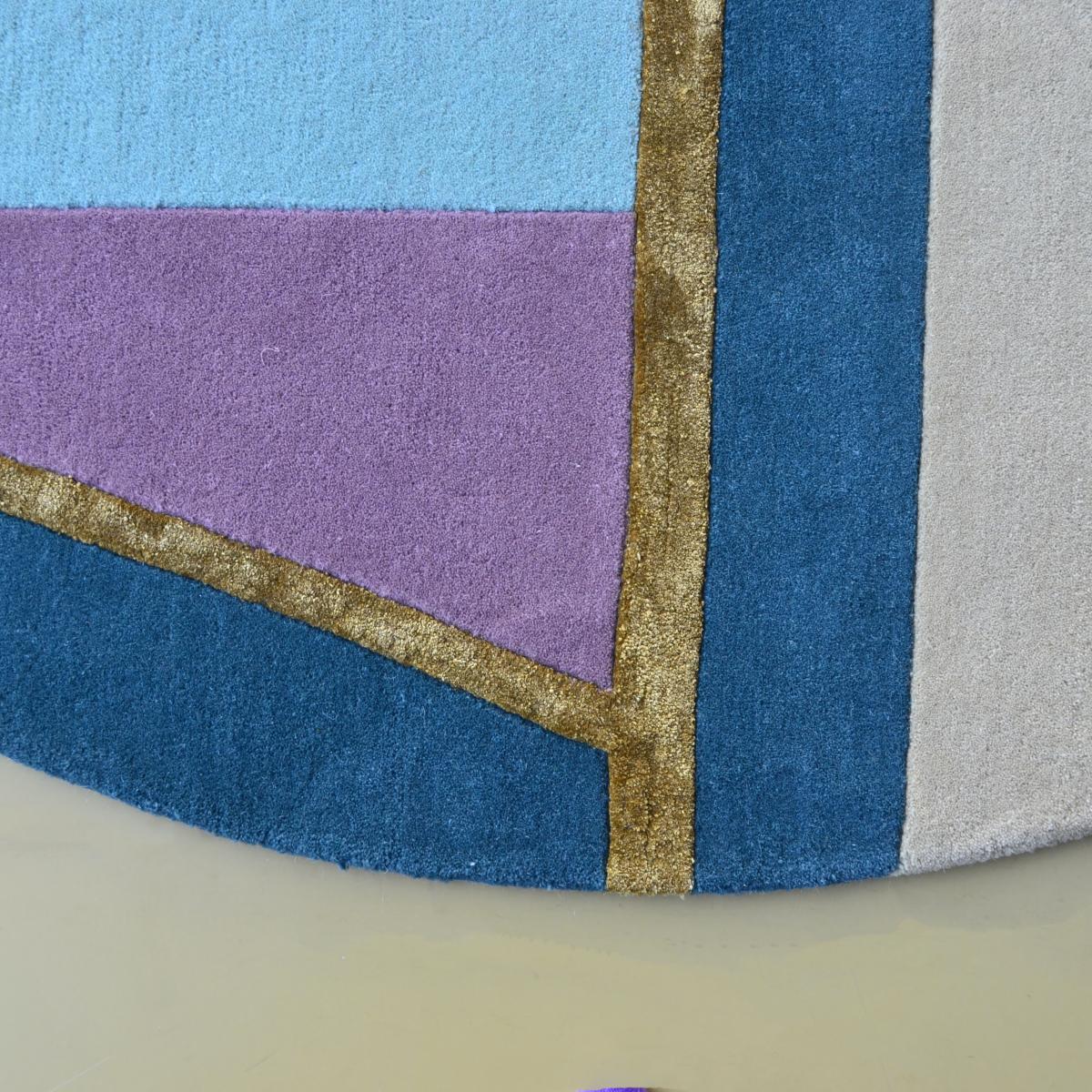 Sahara Round Rugs 56102 by Ted Baker in Pink200x200cm – image 3