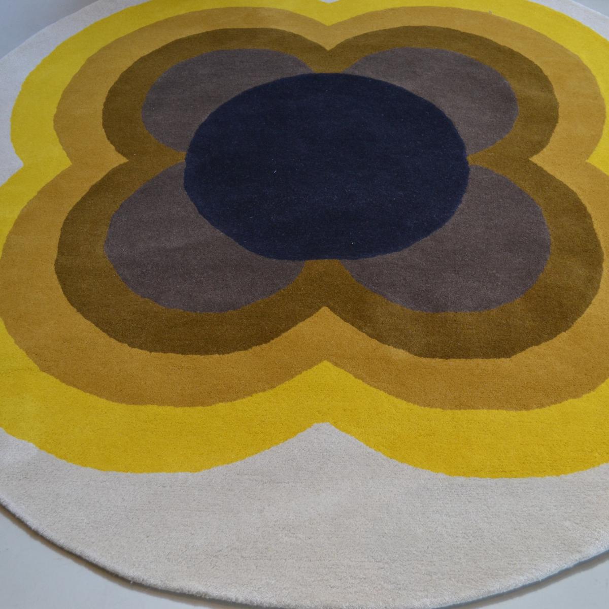 Sunflower Circle Rugs 60006 in Yellow by Orla Kiely 150x150cm – image 4