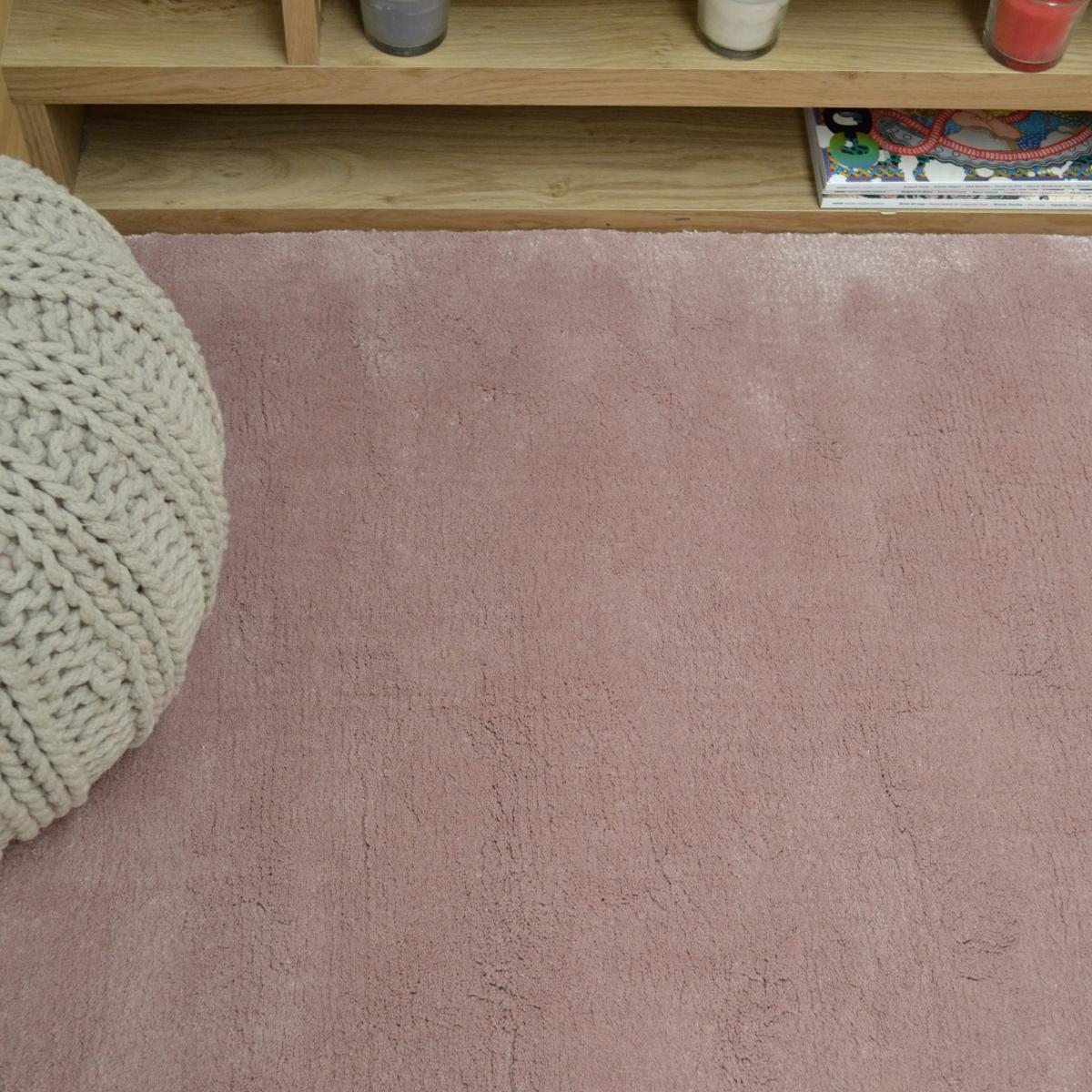 Aran Rugs in Rose – image 4
