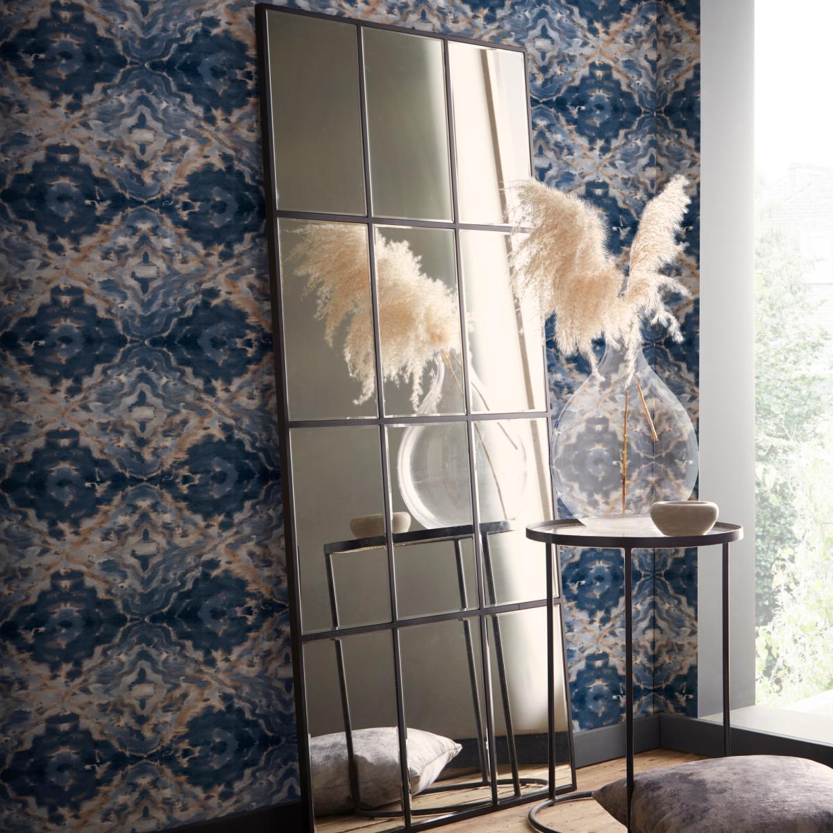 Aqueous Wallpaper W0147 01 by Clarke and Clarke in Midnight Spice Roll – image 1
