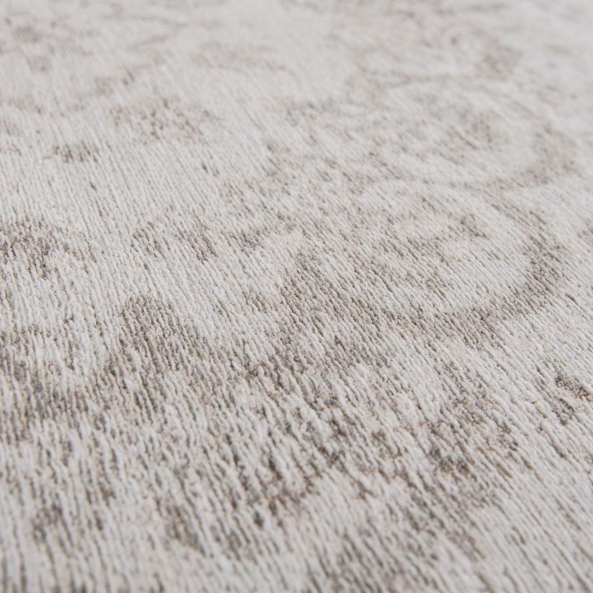 Louis De Poortere Traditional Fading World Medallion Designer Rugs 8383 Salt Pepper 80x150cm – image 4