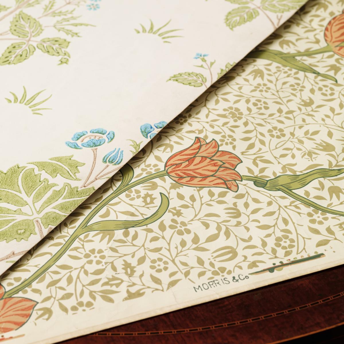 Meadow Sweet Wallpaper 210348 by Morris & Co in Cornflower Leaf Roll – image 2