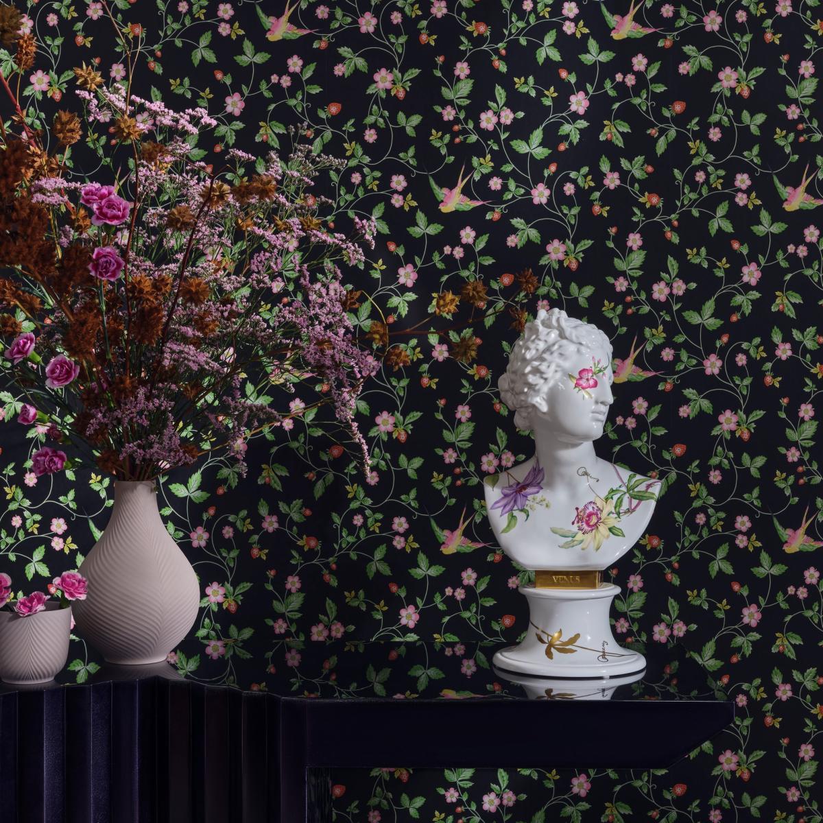 Wild Strawberry Wallpaper W0135 04 by Wedgwood in Noir&nbsp;Roll – image 2