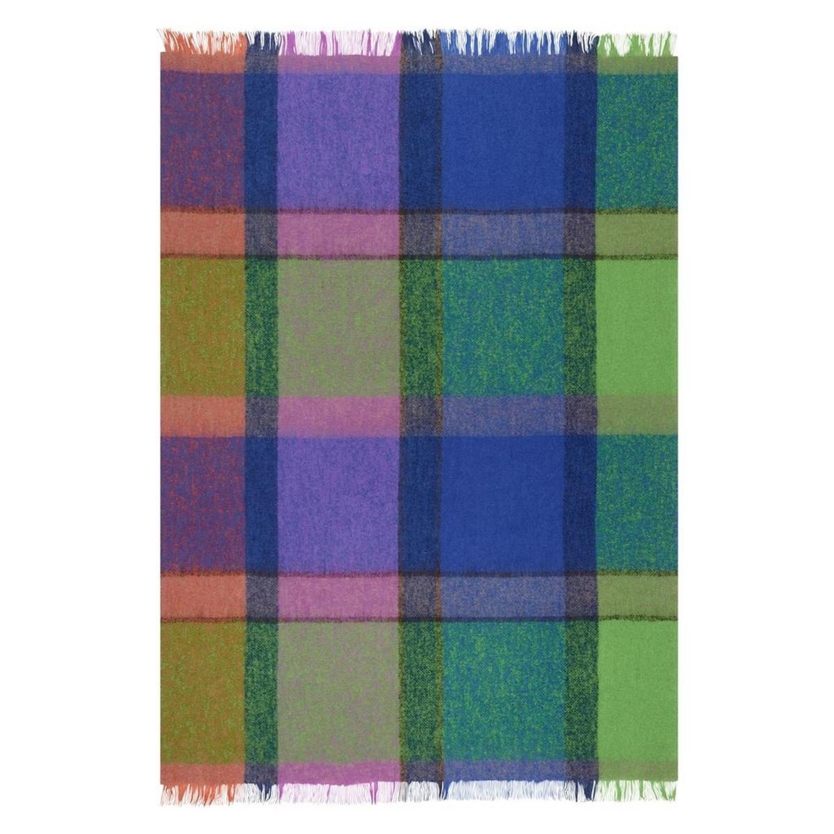 Varanasi Fuchsia Mohair Throw in Green By Designers Guild 130x180cm – image 5