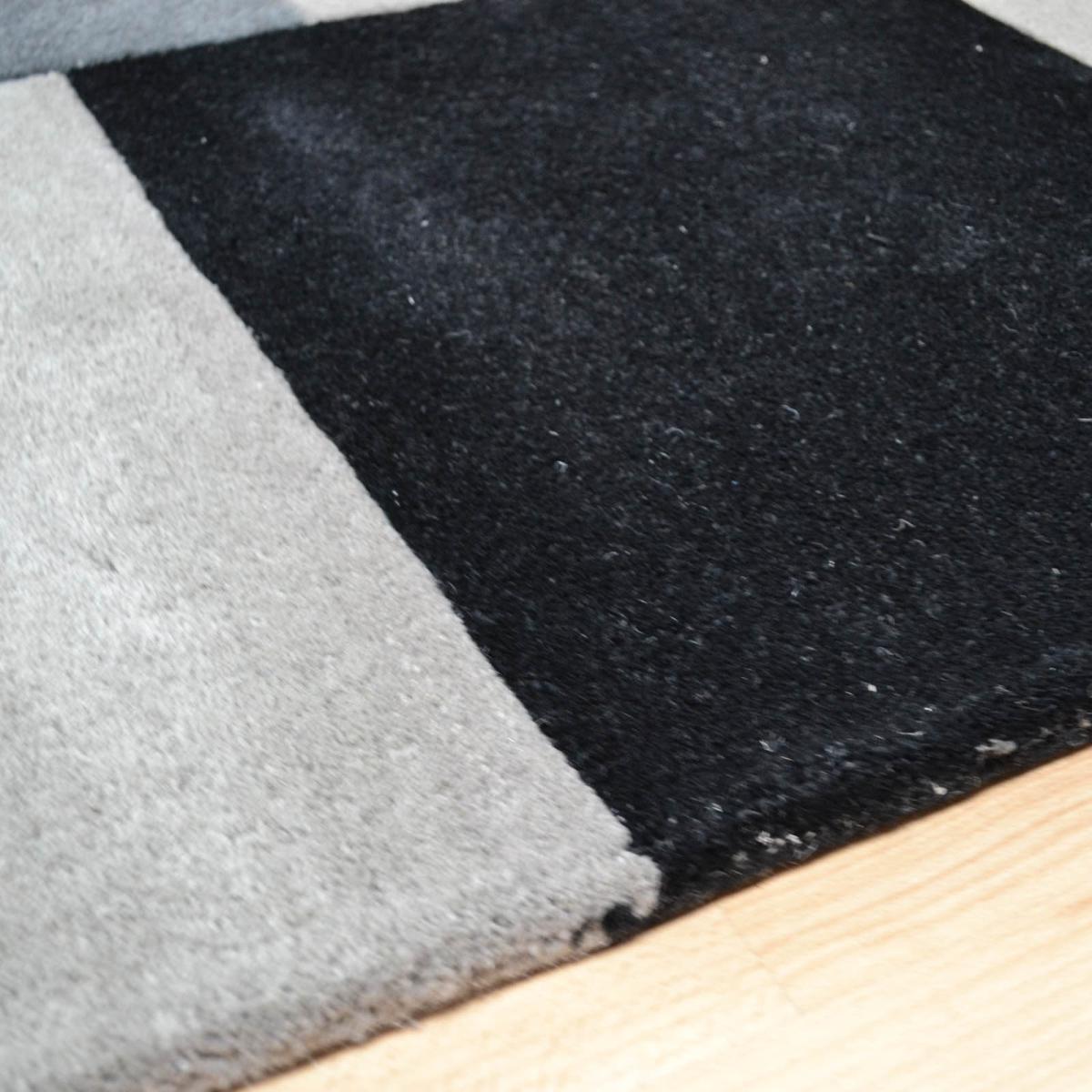 Abstract Collage Modern Rugs in Black and Grey Wool Design 120x180cm – image 3