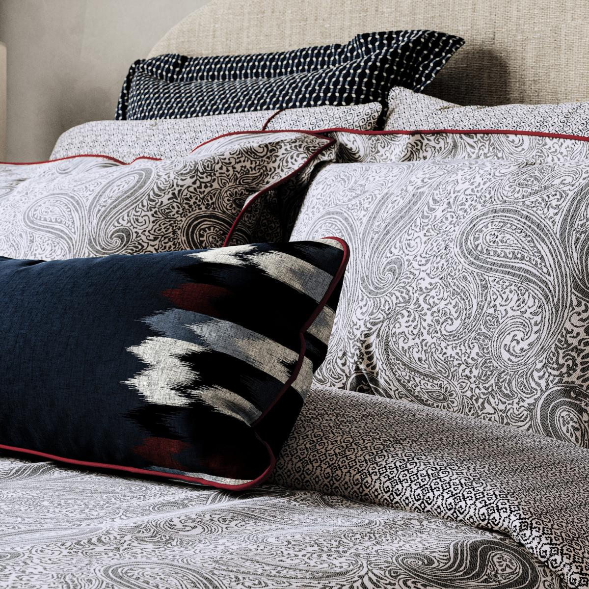 Aruni Paisley Bedding by Bedeck of Belfast in Midnight Blue 220x230cm – image 2