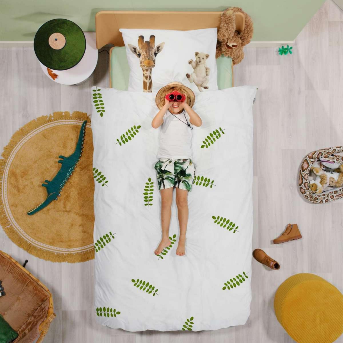 Wild Friends Giraffe And Lion Cub Cotton Bedding in White 135X200cm – image 1