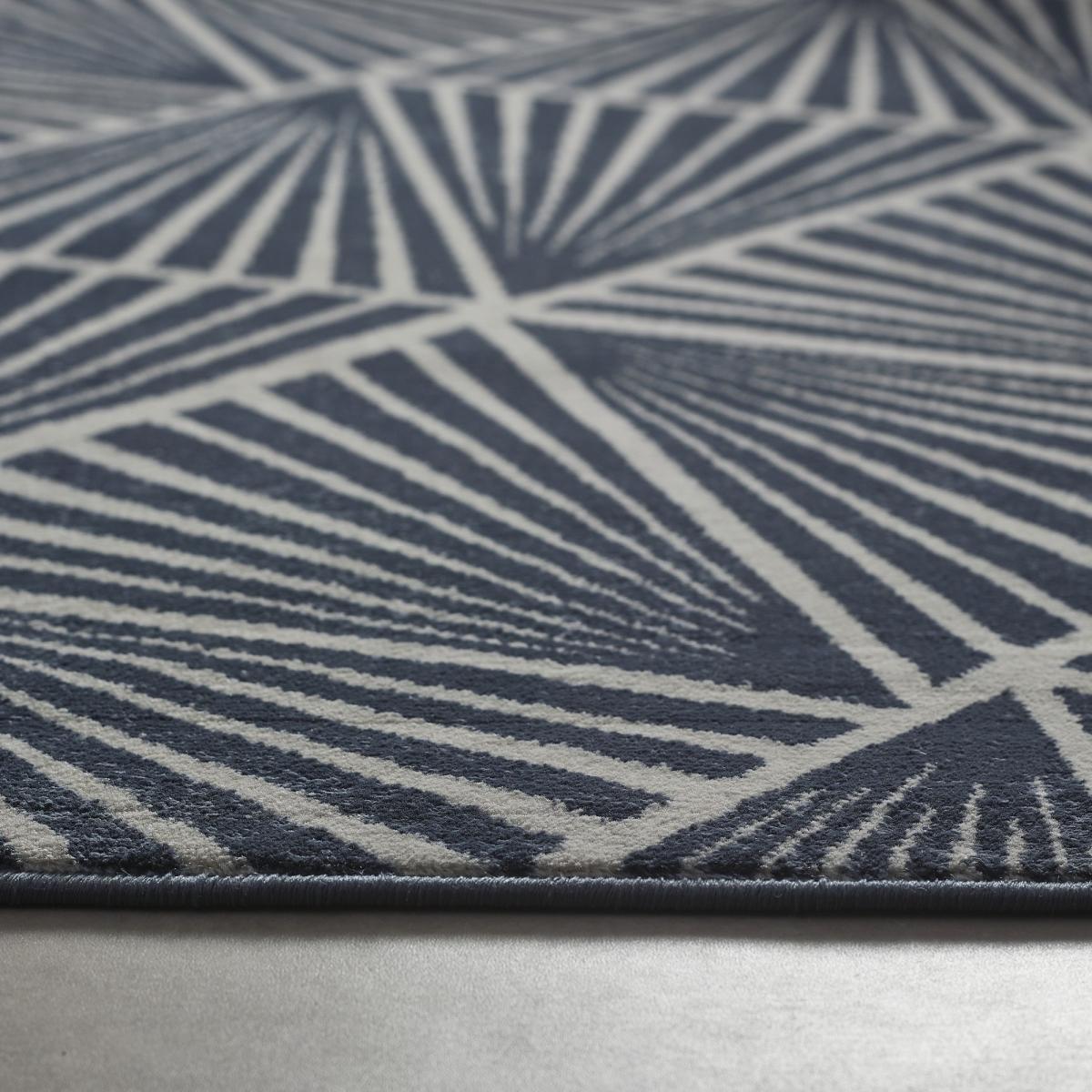 Midnight Rose Triangle Modern Geometric Pattern Rug in Navy Blue – image 2