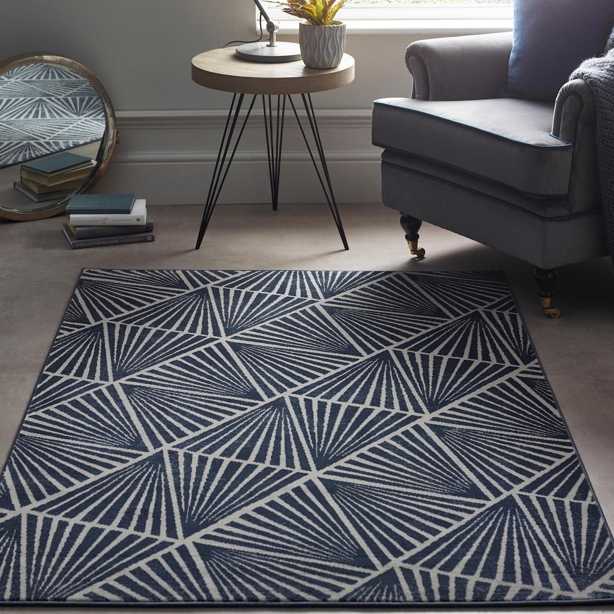 Midnight Rose Triangle Modern Geometric Pattern Rug in Navy Blue – image 1