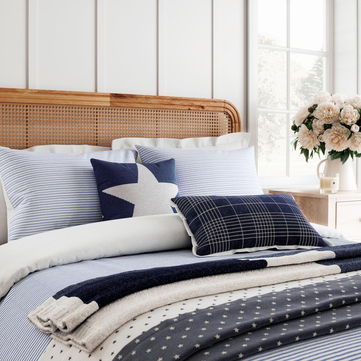 Long Island Star Woven Throw by Helena Springfield in Blue 150x200cm – image 3