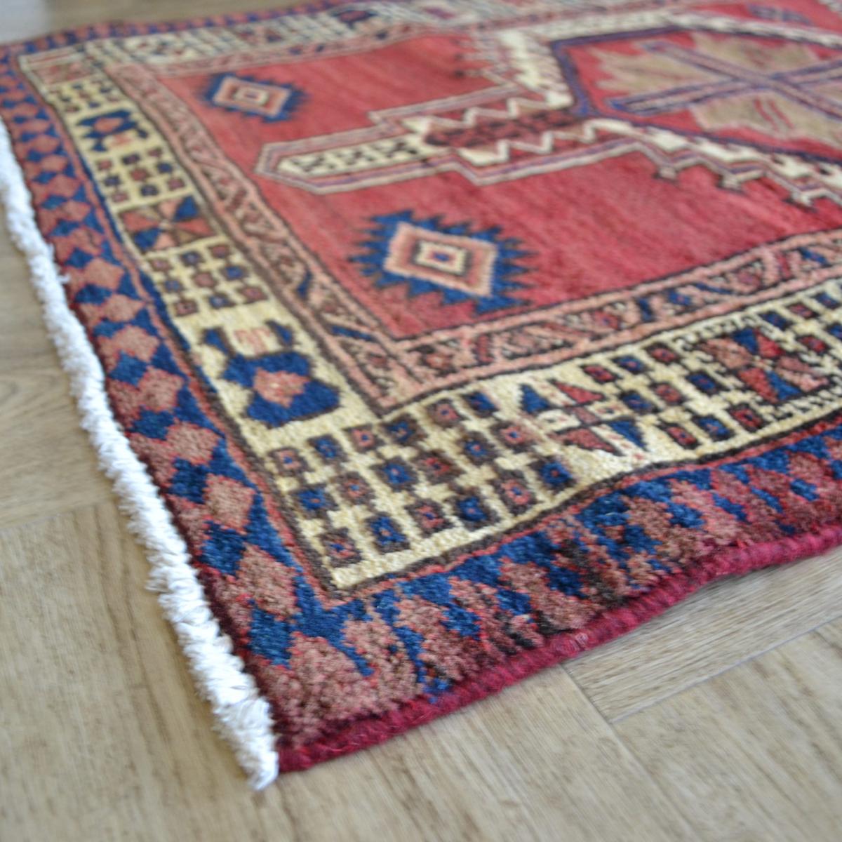 Meshkin 254002 Traditional Hand Knotted Wool Runner Rug in Red 330x92cm – image 2
