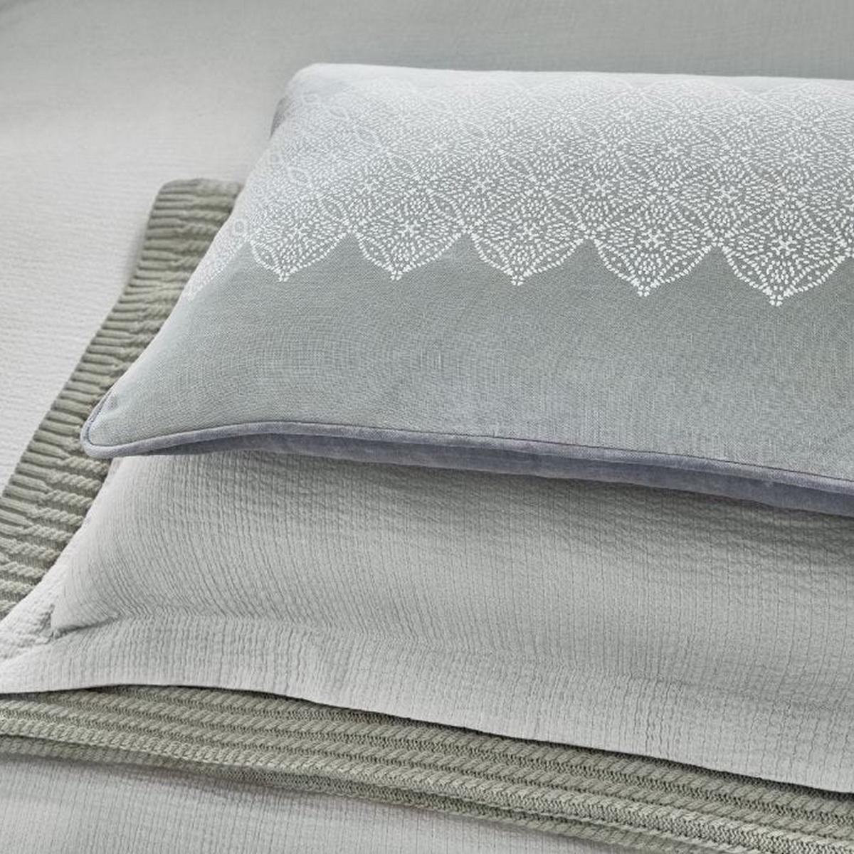 Nika Plain Textured Cotton Bedding in Silver Grey 220x260cm – image 3