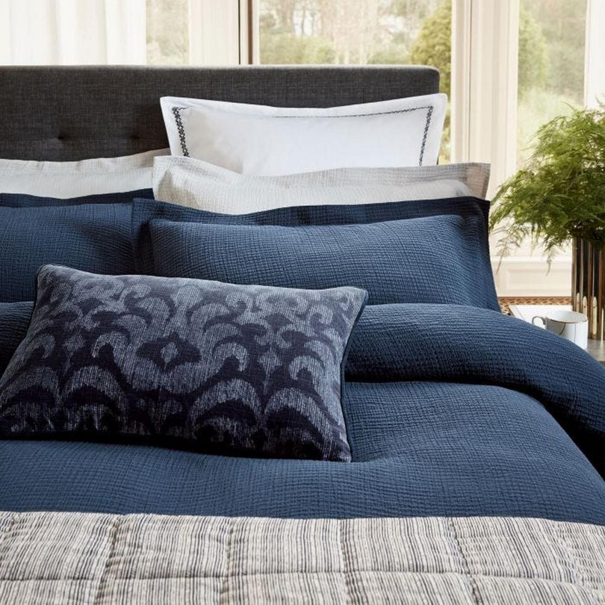 Nika Plain Textured Cotton Bedding in Midnight Blue 140x200cm – image 2