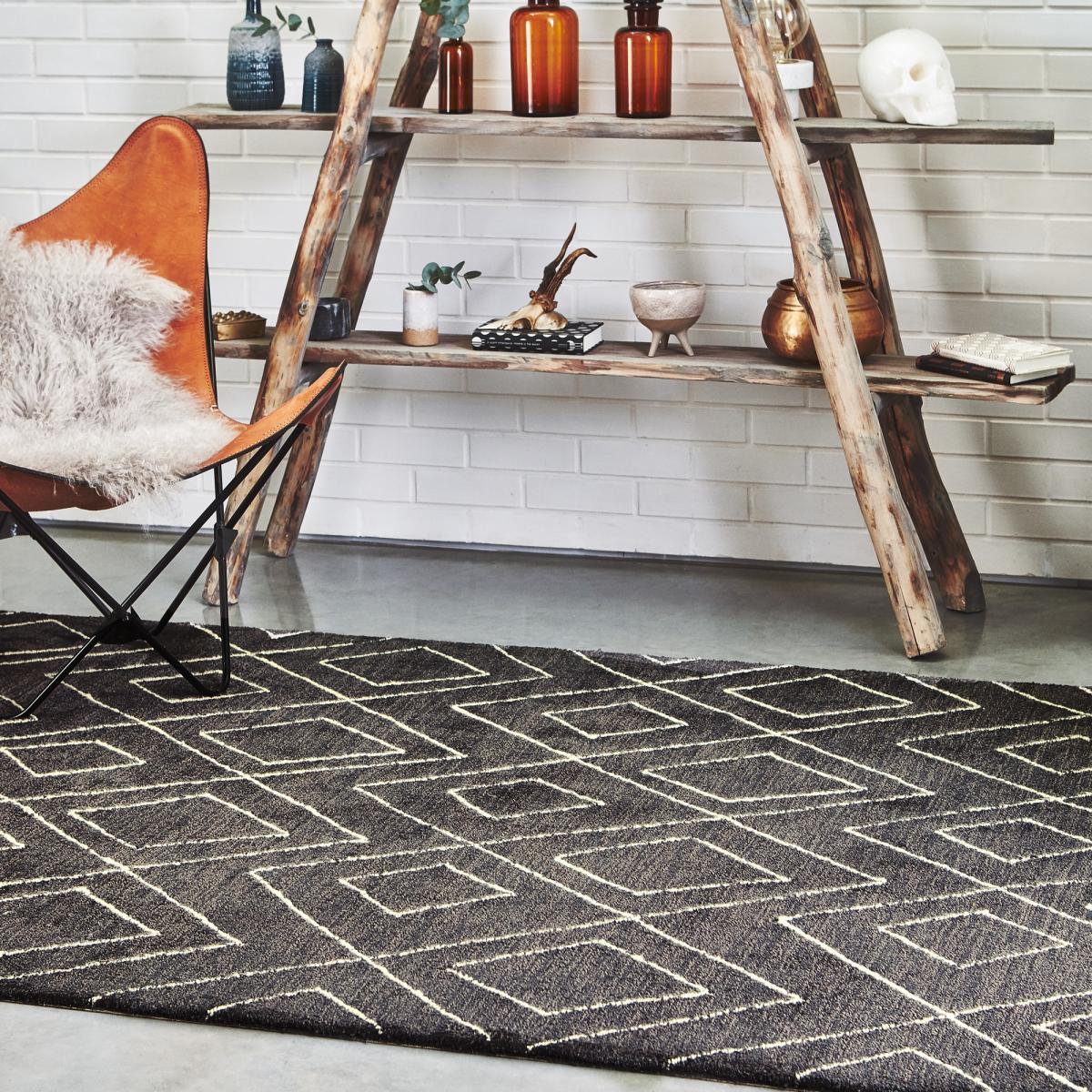 Nomad NM01 Rugs in Dark Grey – image 1