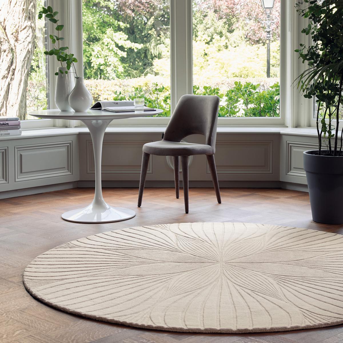 Folia Round Circle Modern Floral Rugs 38301 by Wedgwood 150x150cm – image 1