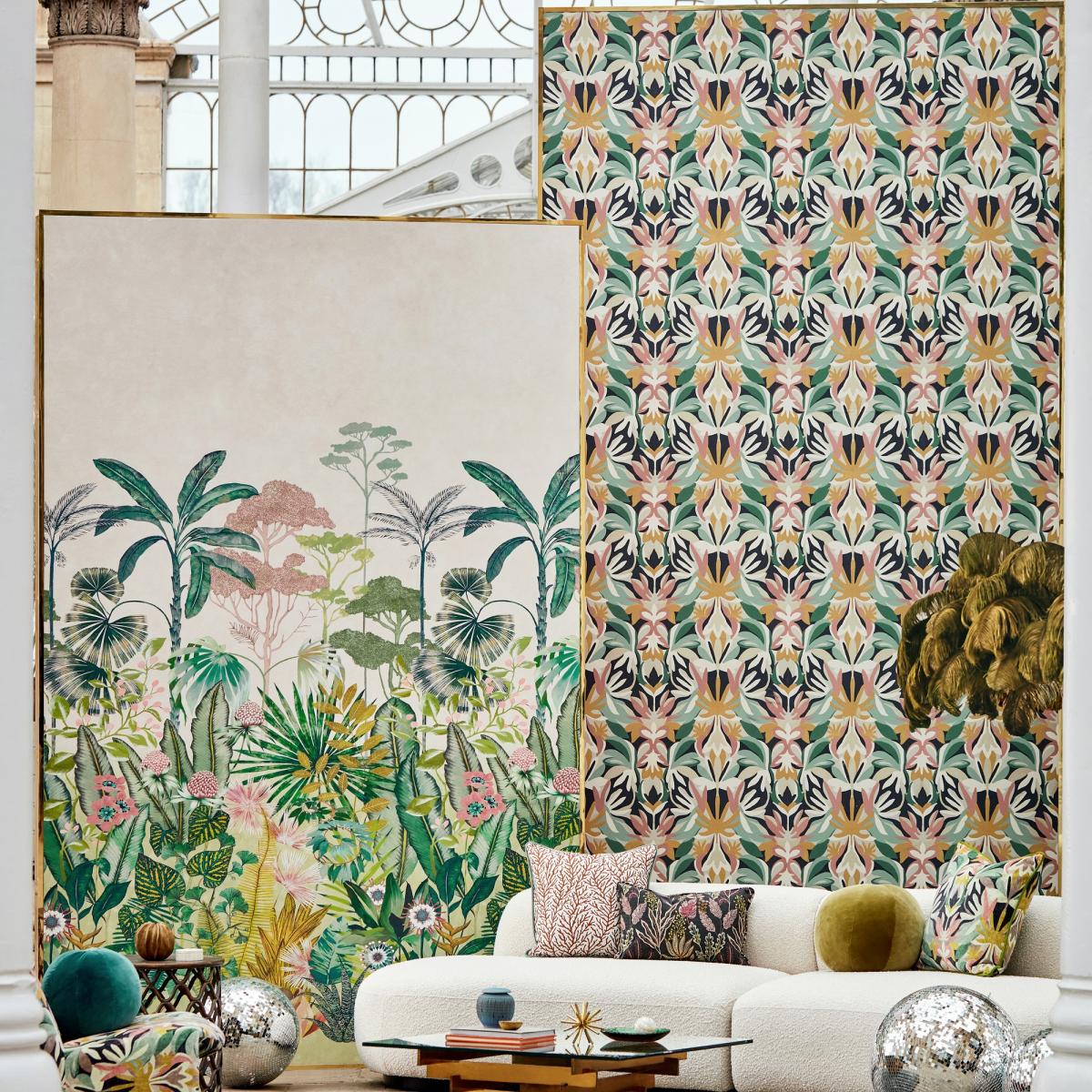 Melora Wallpaper 112760 by Harlequin in Positano Succulent Gold Roll – image 3