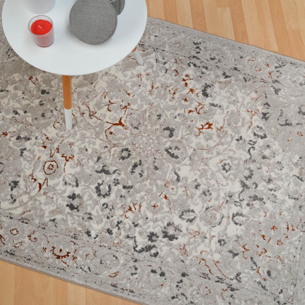 Grandeur Traditional Medallion Rugs in Cream 240x330cm – image 1