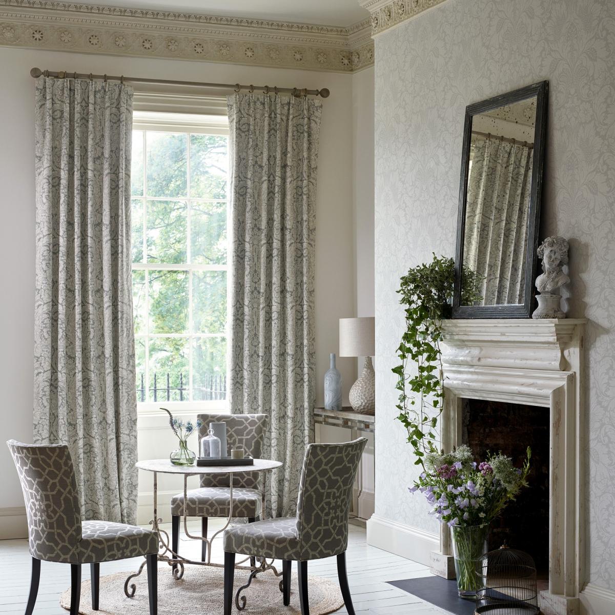 Kent Wallpaper 216390 by Sanderson in Dove Grey Roll – image 2