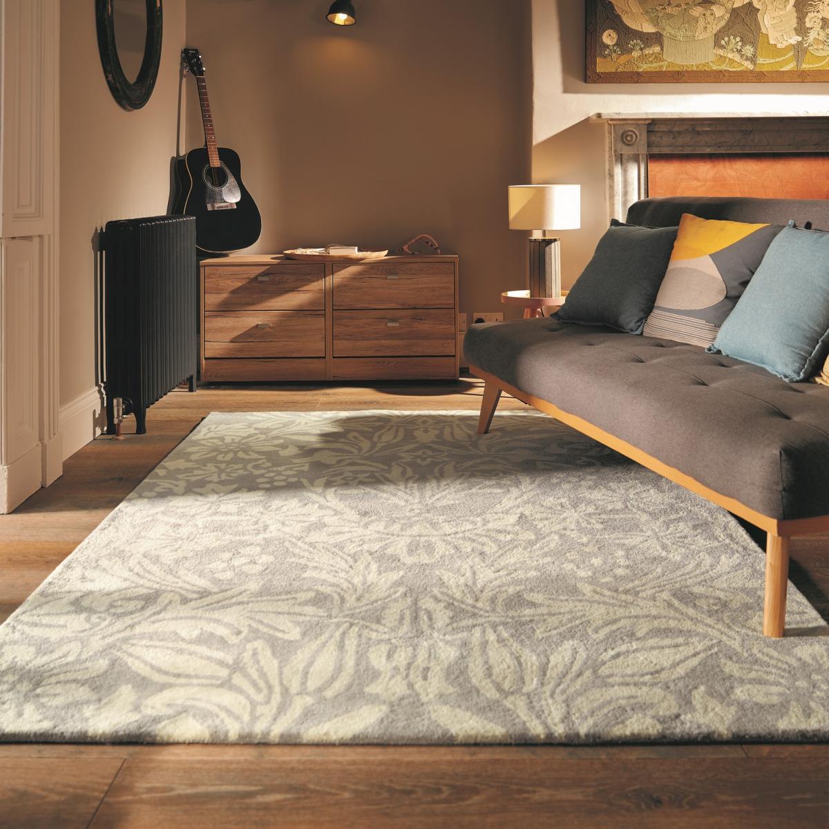 Heritage 1 Floral Rugs in Lavender – image 1