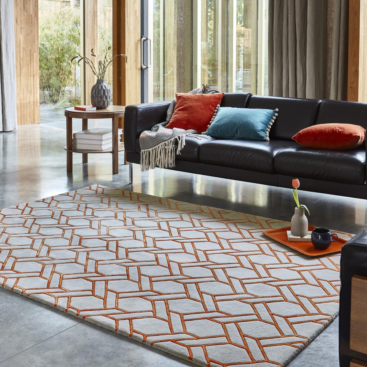 Nexus fine lines rug in orange – image 1