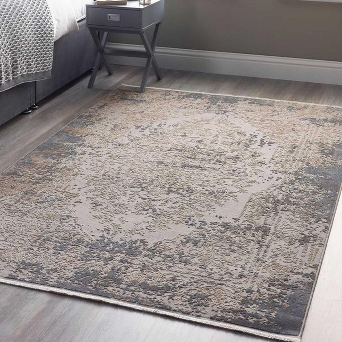 Vintage Medallion Modern Fringe Rug in Multi – image 1