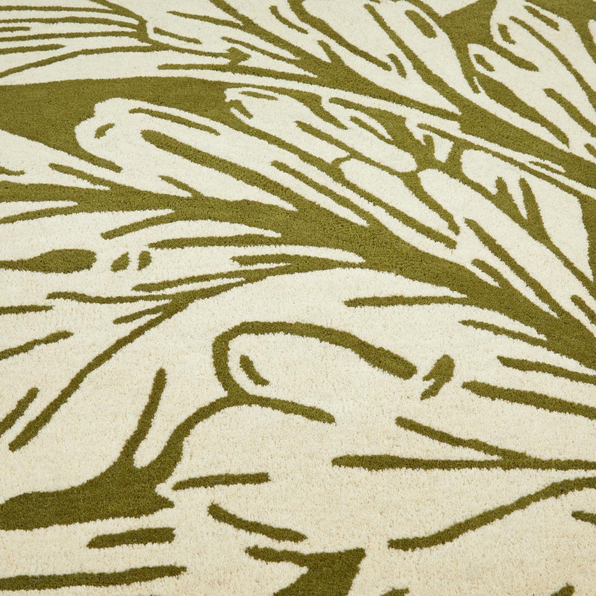 Heritage 2 Floral Rugs in Moss – image 2