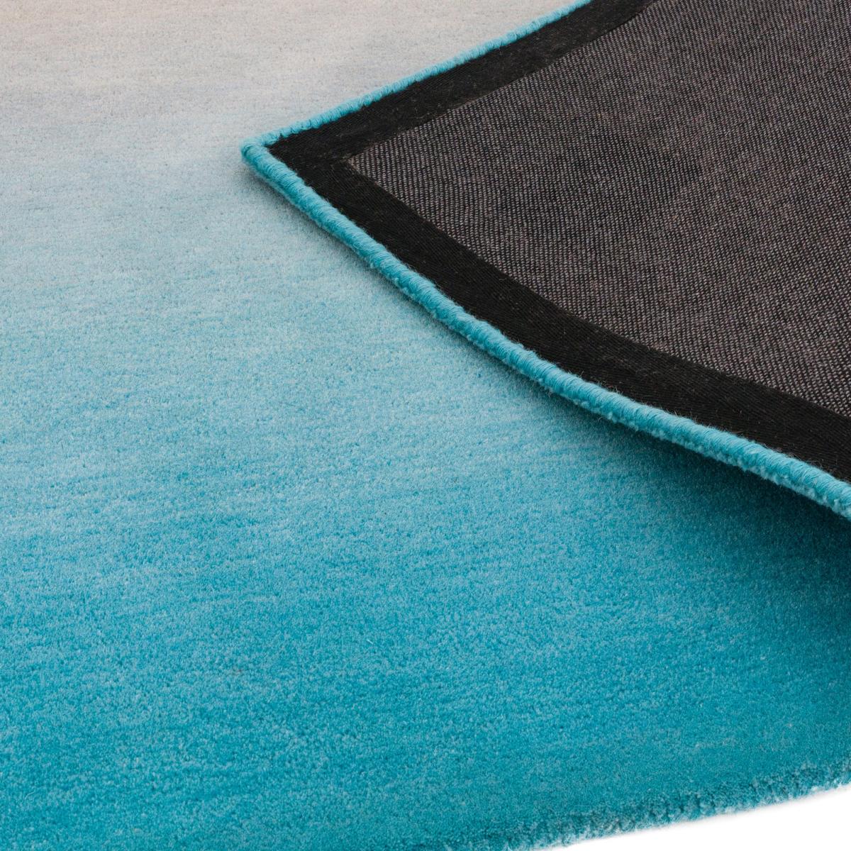 Ombre Wool Rugs in Blue – image 5