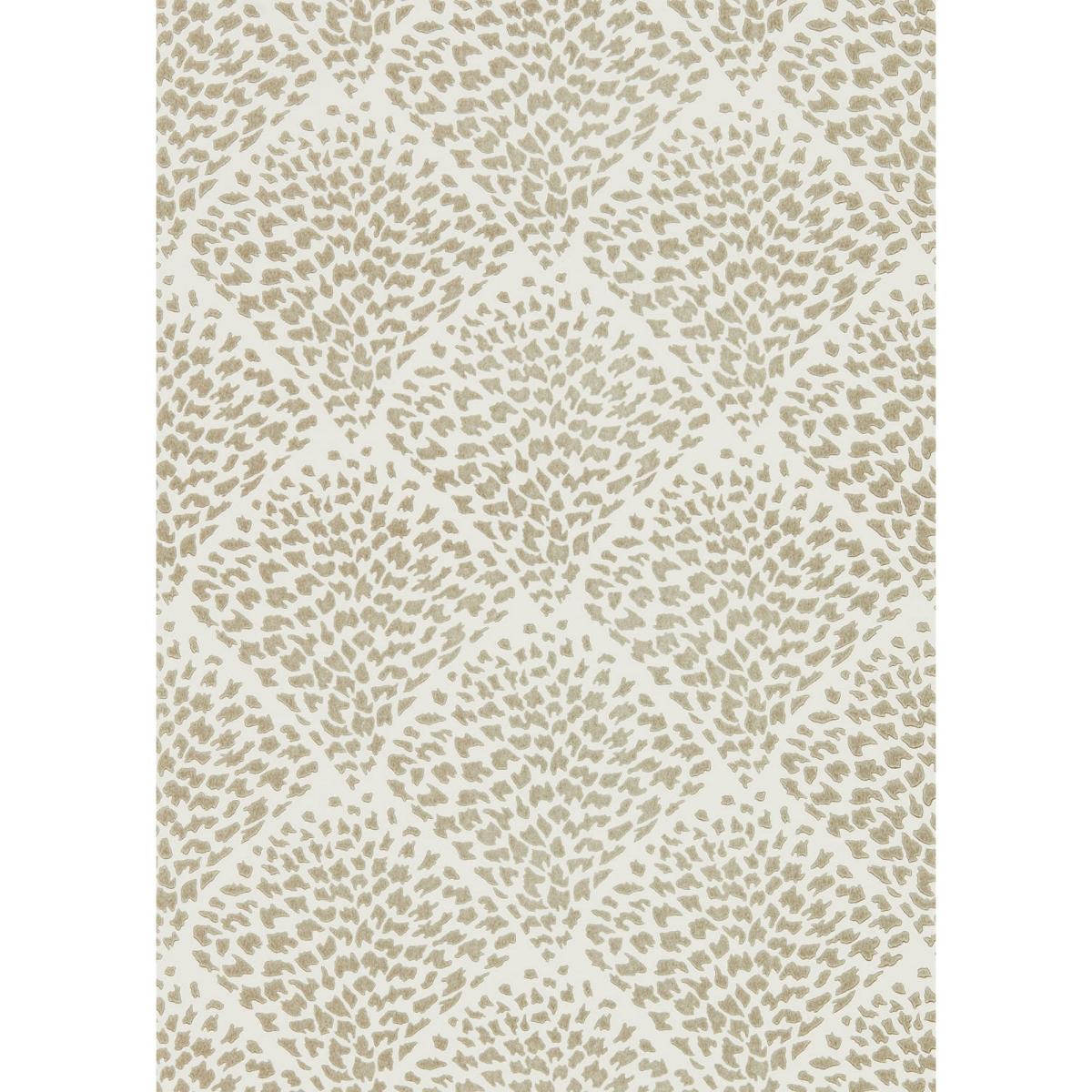 Charm Wallpaper 111748 by Harlequin in Gold Chiffon Roll – image 3