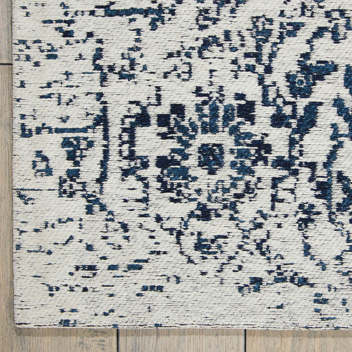 Damask Rugs DAS06 in Ivory and Navy by Nourison – image 1