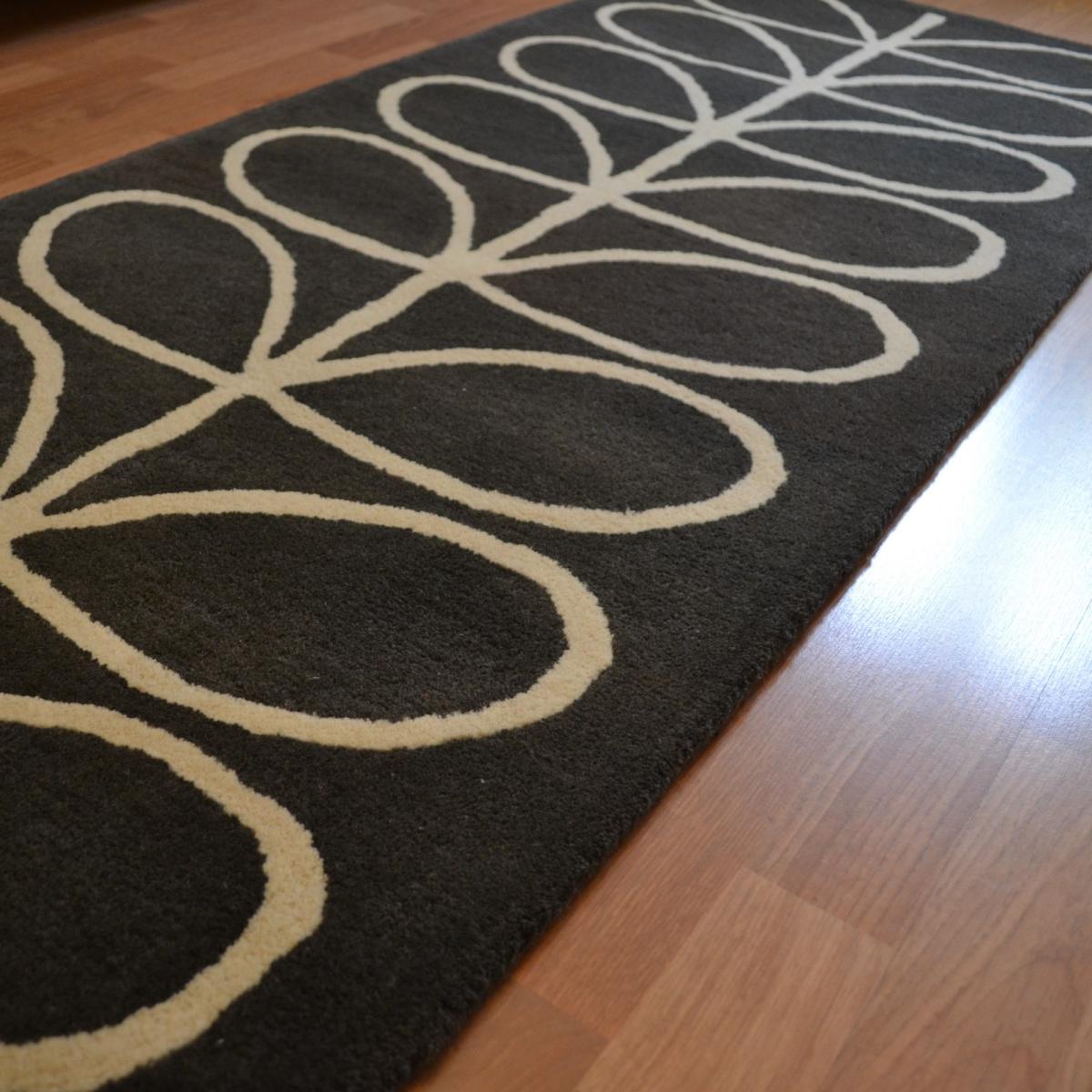 Linear Stem Hallway Runner Rugs in 60505 Slate by Orla Kiely&nbsp;67x230cm – image 3