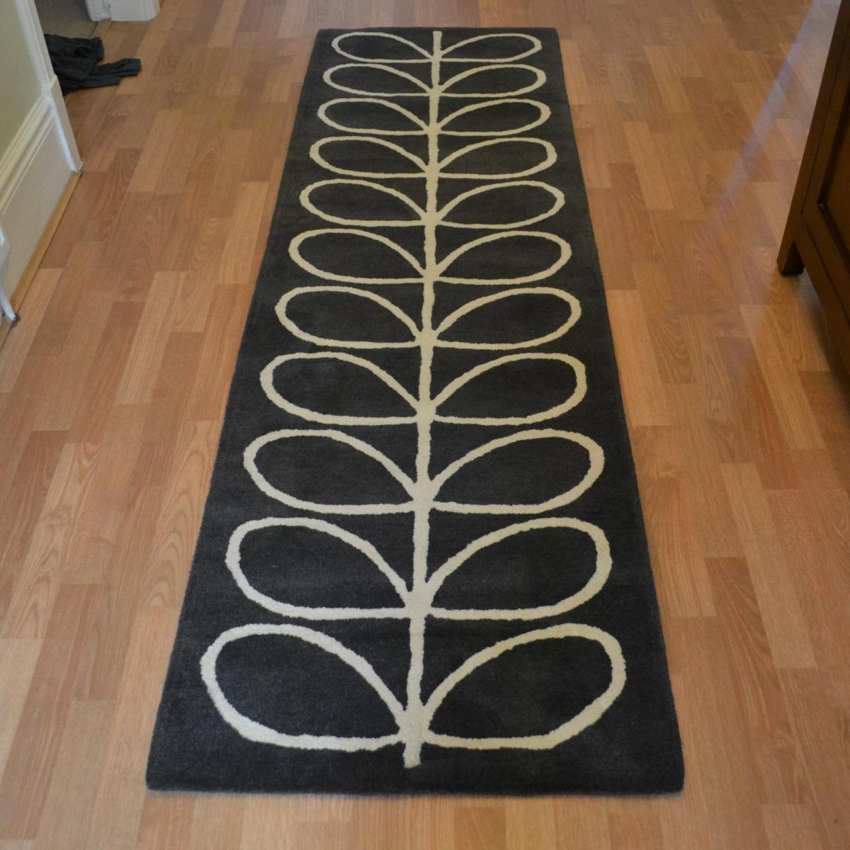 Linear Stem Hallway Runner Rugs in 60505 Slate by Orla Kiely&nbsp;67x230cm – image 5