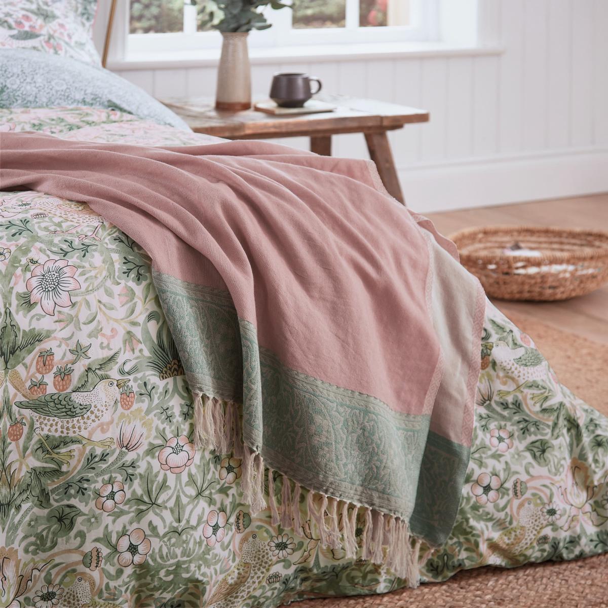 Strawberry Thief Severne Woven Throw by William Morris in Cochineal Pink130x170cm – image 2