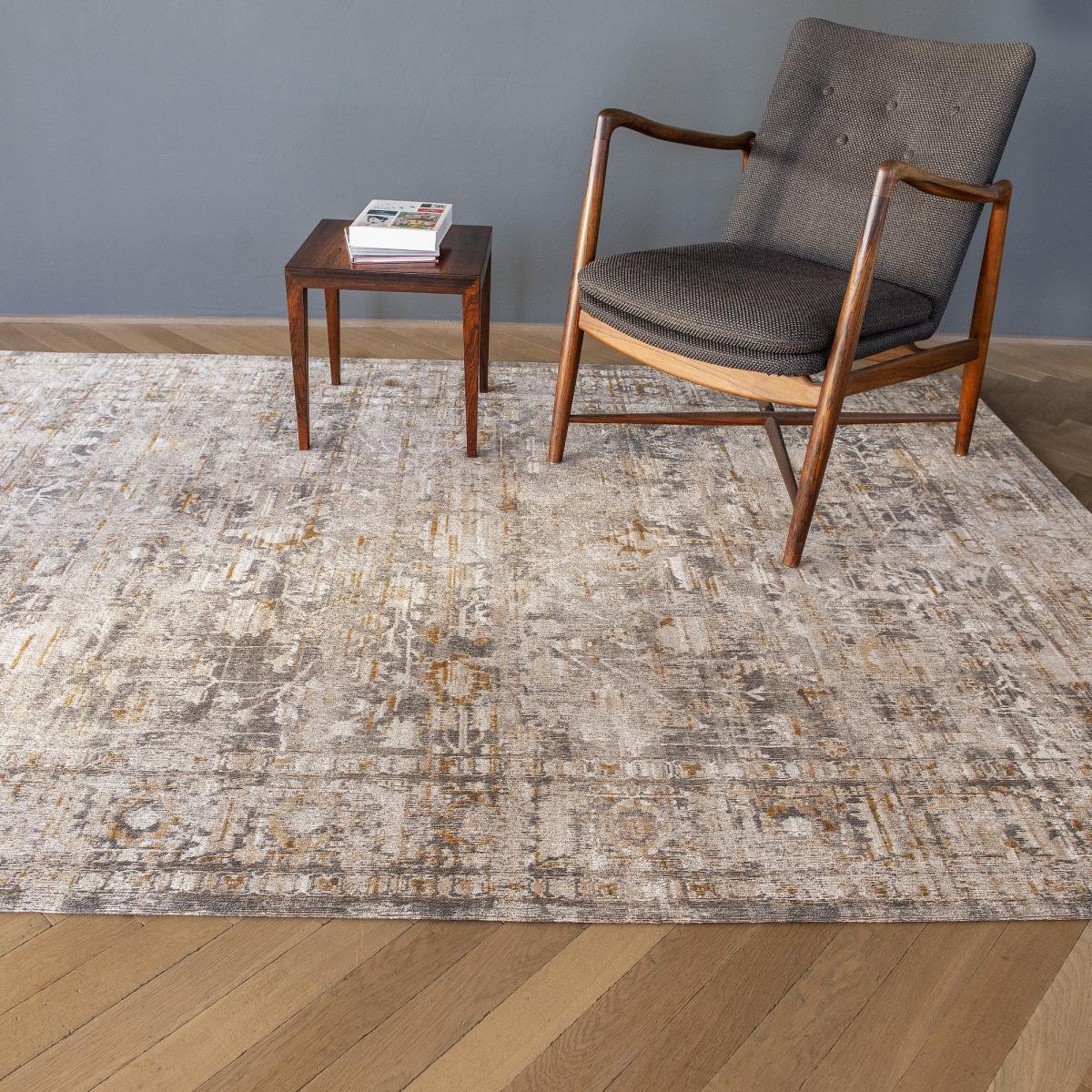 Louis De Poortere Ushak Rugs 8884 in Suleiman Grey – image 1