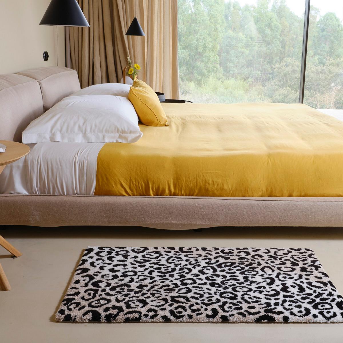 Leopard 990 Bath Mat in Black by Designer Abyss & Habidecor&nbsp;70x120cm – image 4