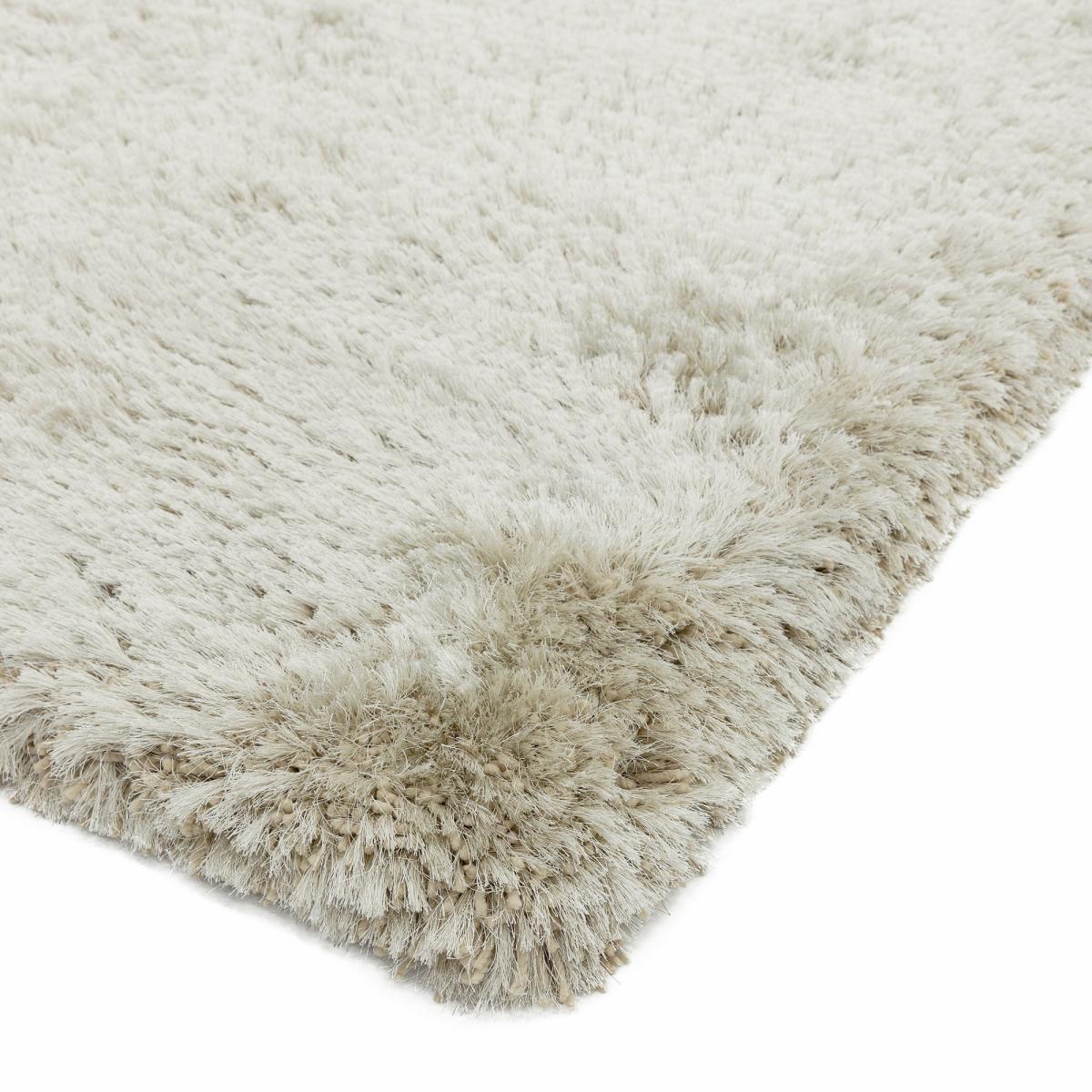 Plush Shaggy Rugs in Pearl – image 2