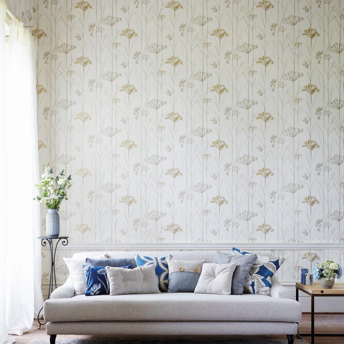 Gardinum Wallpaper 110554 by Harlequin in Ivory GoldRoll – image 1